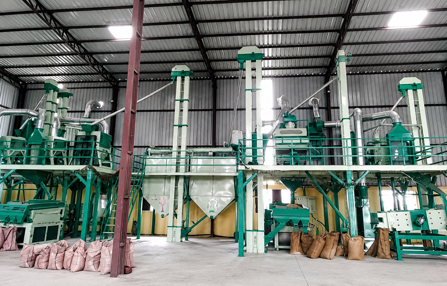 Maize Grit Making Machine With Vibro Cleaner