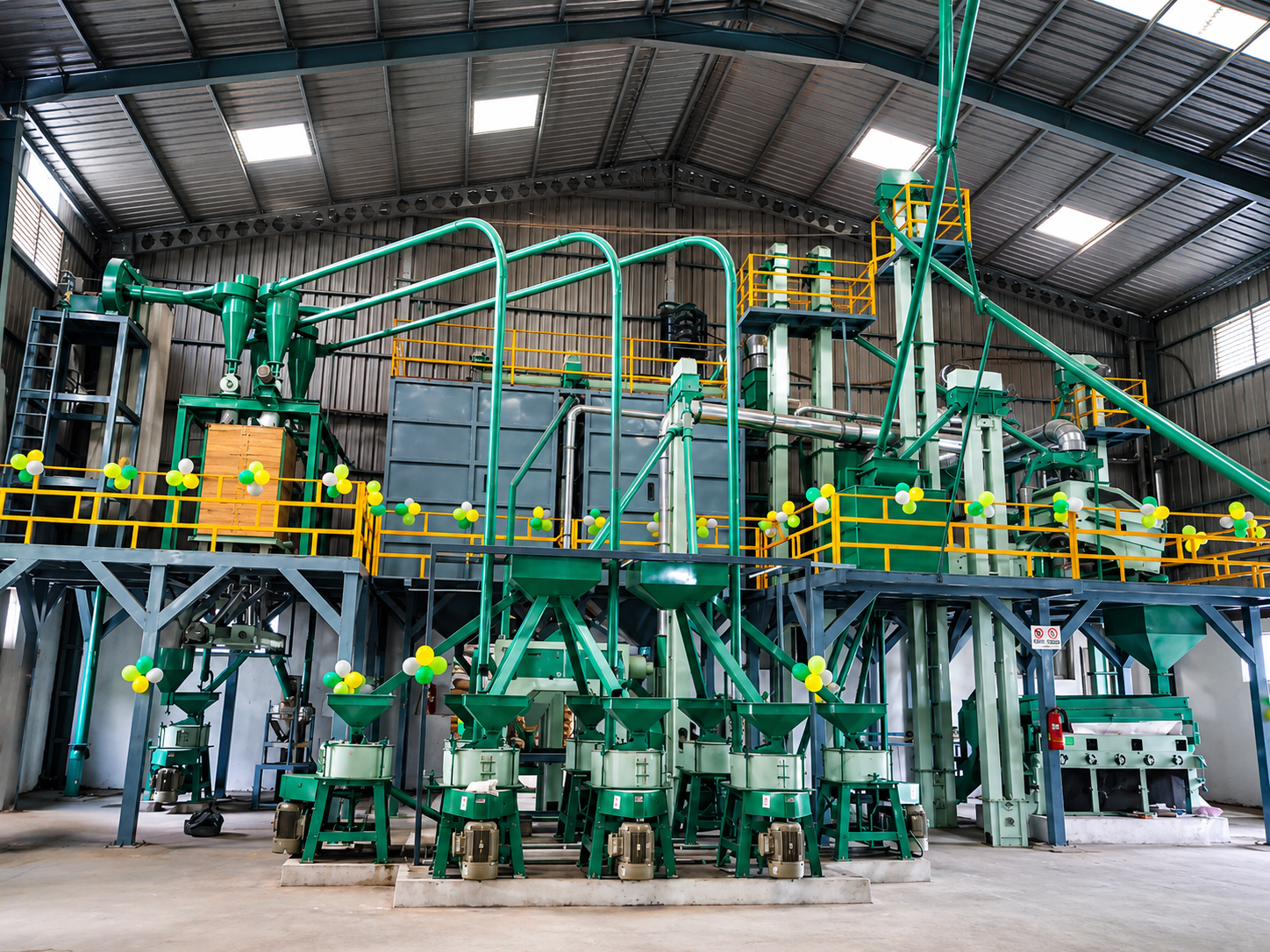 Tulsi Industrial Atta Chakki Machine with Vibro cleaning